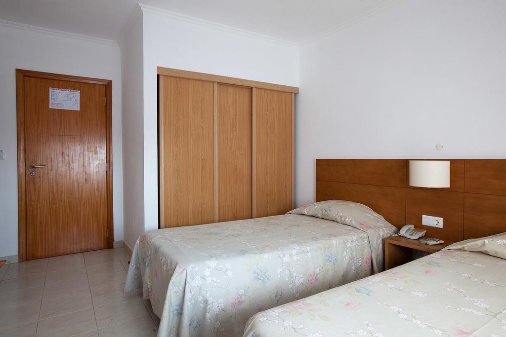 Hotel Solmar Calheta  Habitación foto